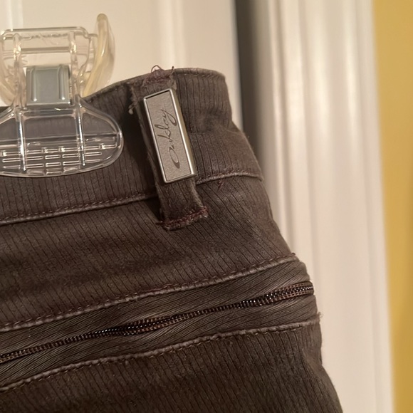 Oakley Pants - Picture 5 of 5